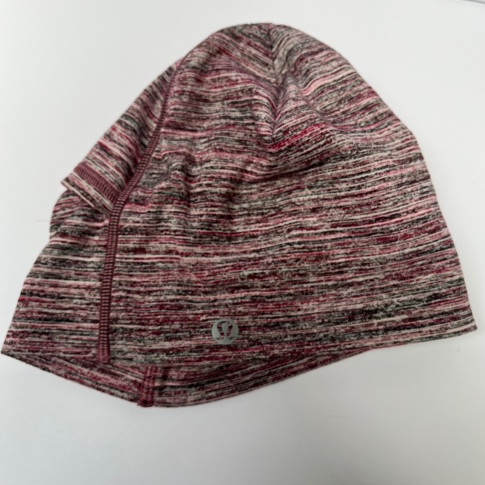 ✨3 for $50✨ Vintage Lululemon Run and Done Toque, Space Dye Camo Berry Rumble
